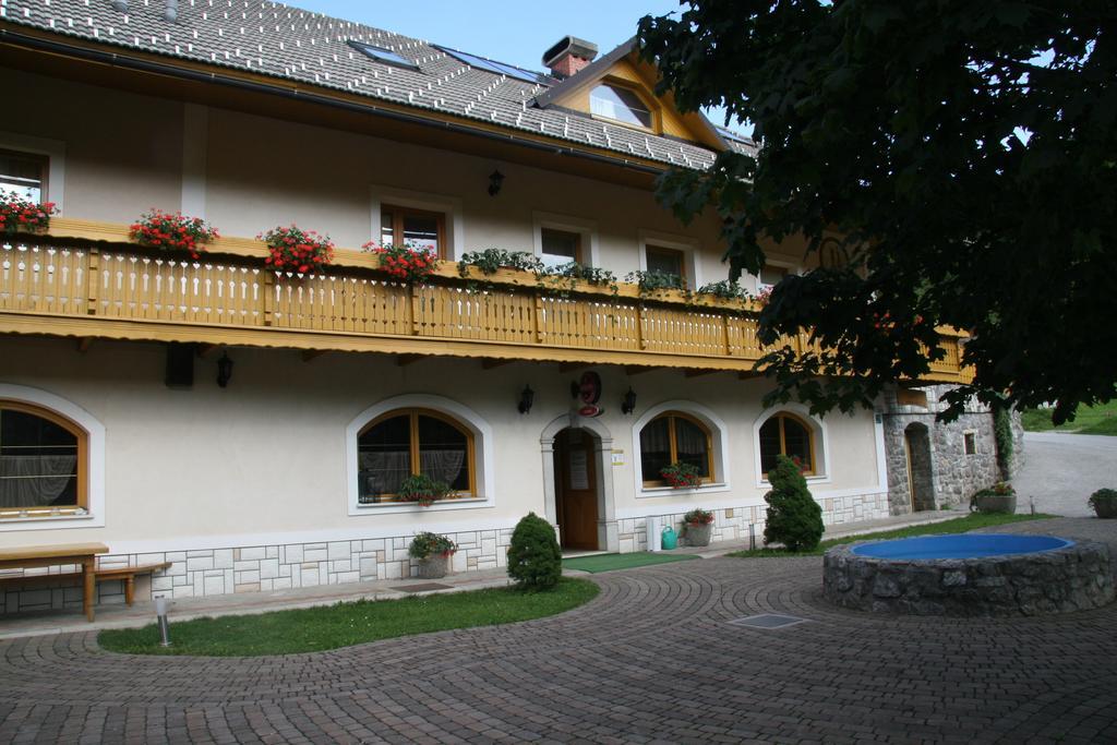 Guest House Kveder Skofja Loka Exterior photo